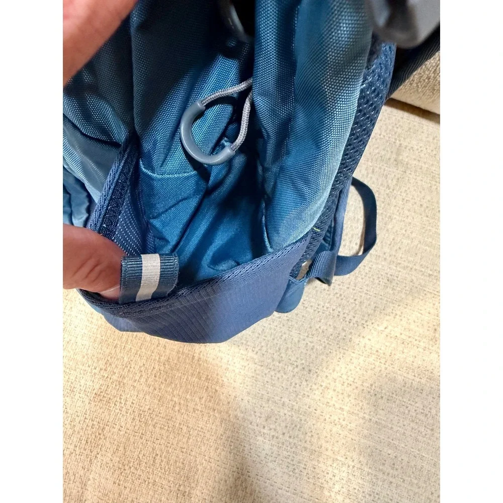 Ascend Meander 20L Daypack Blue Hiking Fishing Backpack Travel Commuter Bag
